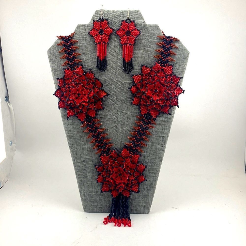 Beauty Kollection handmade necklace